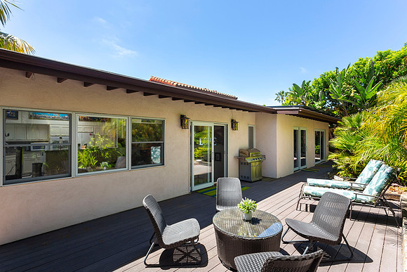 738 Barbara Ave 11