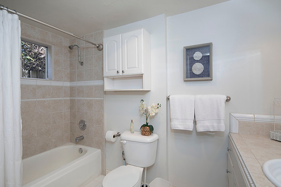 1817 Coast Blvd Lower Unit 16