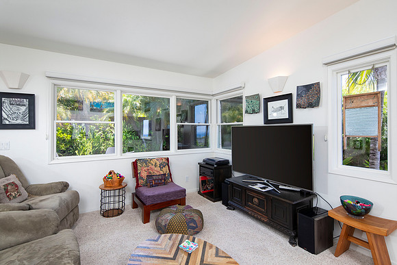 738 Barbara Ave 33