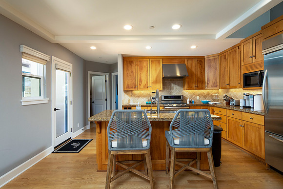 145 Third St 22