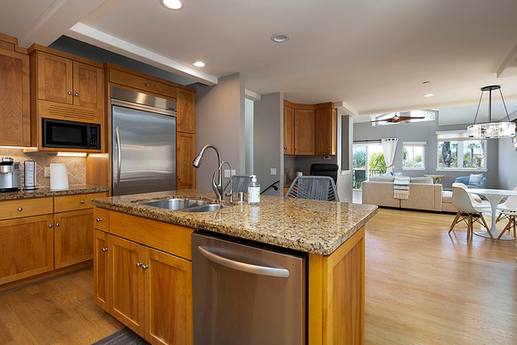 145 Third St 26