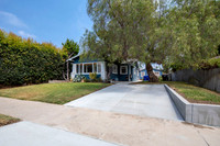 4421 Mississippi St 02