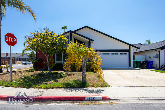 11191 Zapata Ave 01