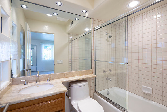 1763 Grand Ave 27