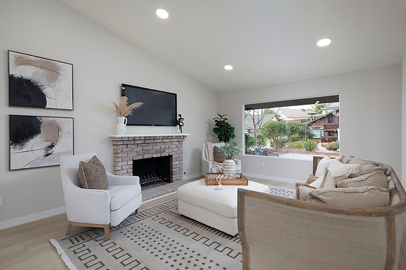 9637 Benavente St 13