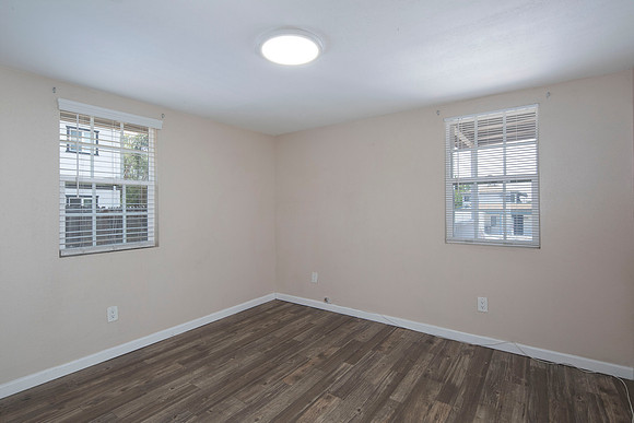 4761 Jessie Ave 15