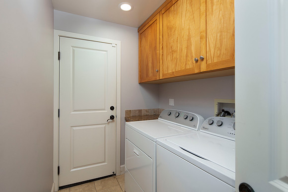145 Third St 21