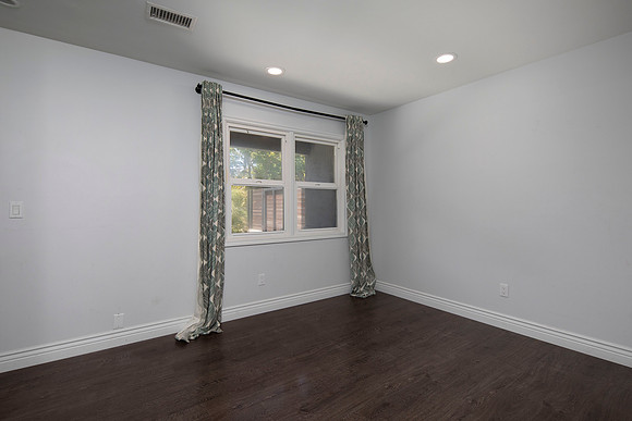 1911 Chalcedony St 15