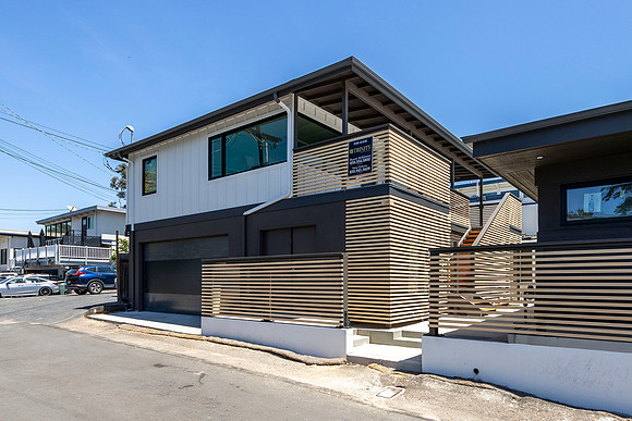 220 12th St 10
