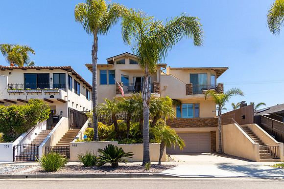 145 Third St 01