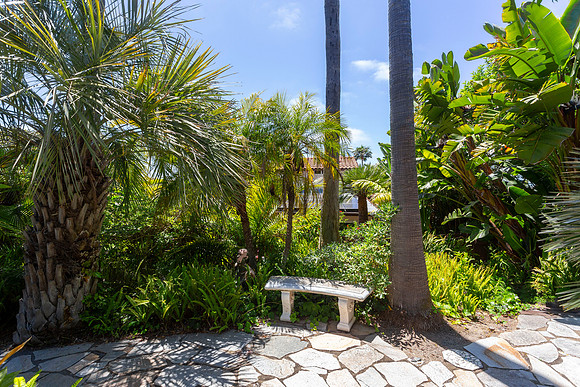 738 Barbara Ave 23